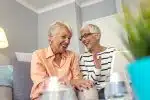 Trouver la meilleure famille d'accueil pour personnes âgées critères et conseils pratiques